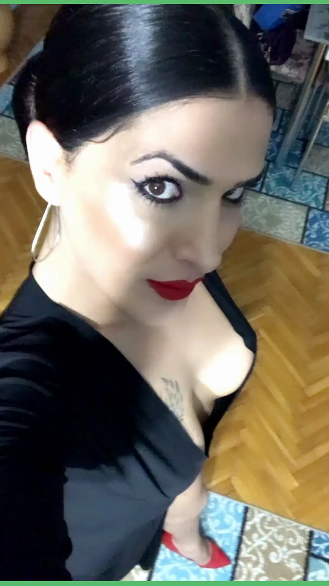 Erzurum escort makalesi için kütüphane görseli 26, 01 portre